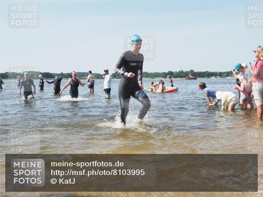 22.06.2025 - Viking Triathlon KatJ http://msf.ph/oto/8103995 22.06.2025 10:35:09 Schwimmen 139, 157, 204, 296, 365, 475, 495, 548, 660 meine-sportfotos.de