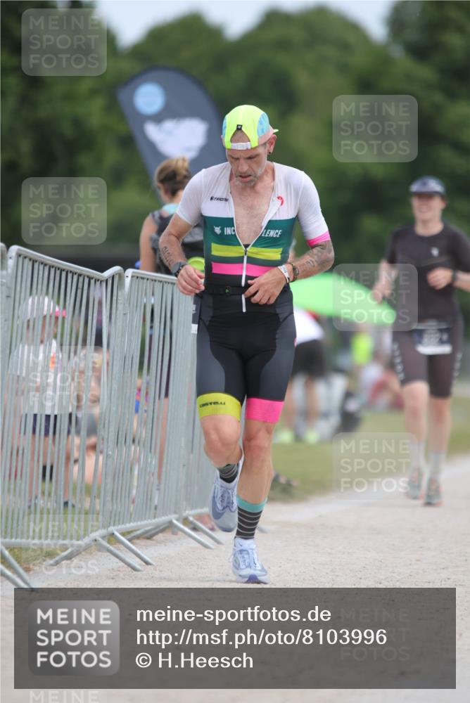 22.06.2025 - Viking Triathlon H.Heesch http://msf.ph/oto/8103996 22.06.2025 13:23:15 Laufen 289, 332 meine-sportfotos.de