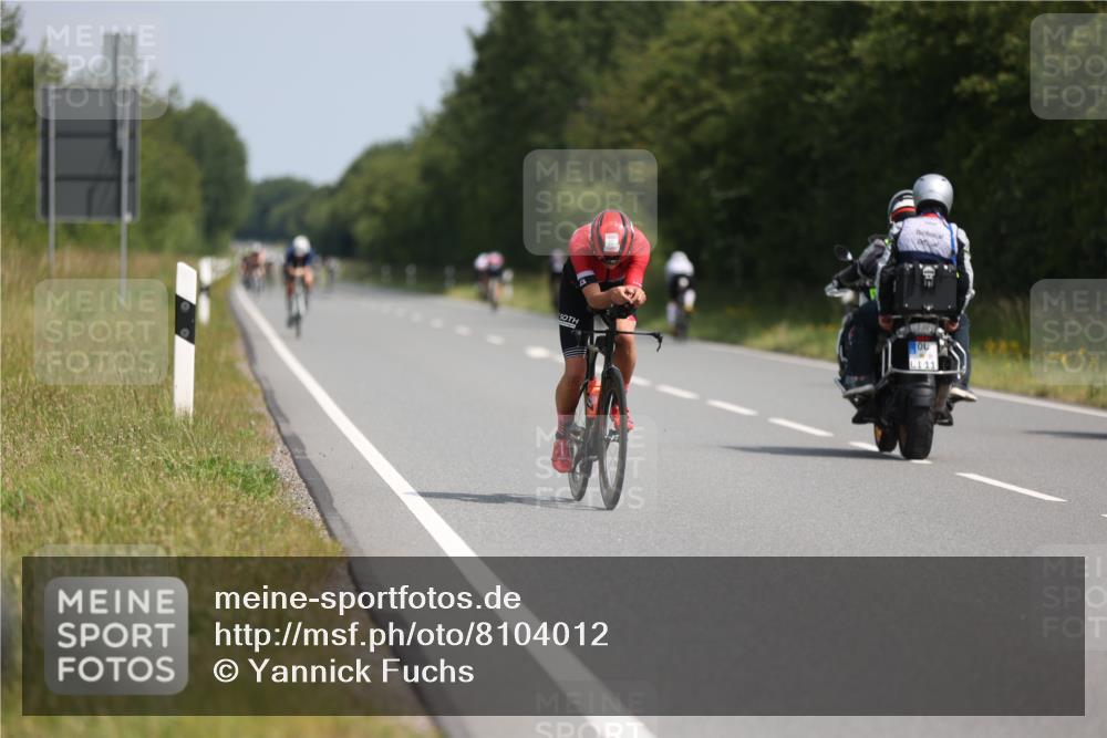 22.06.2025 - Viking Triathlon Yannick Fuchs http://msf.ph/oto/8104012 22.06.2025 11:27:39 Radfahren 235, 397 meine-sportfotos.de