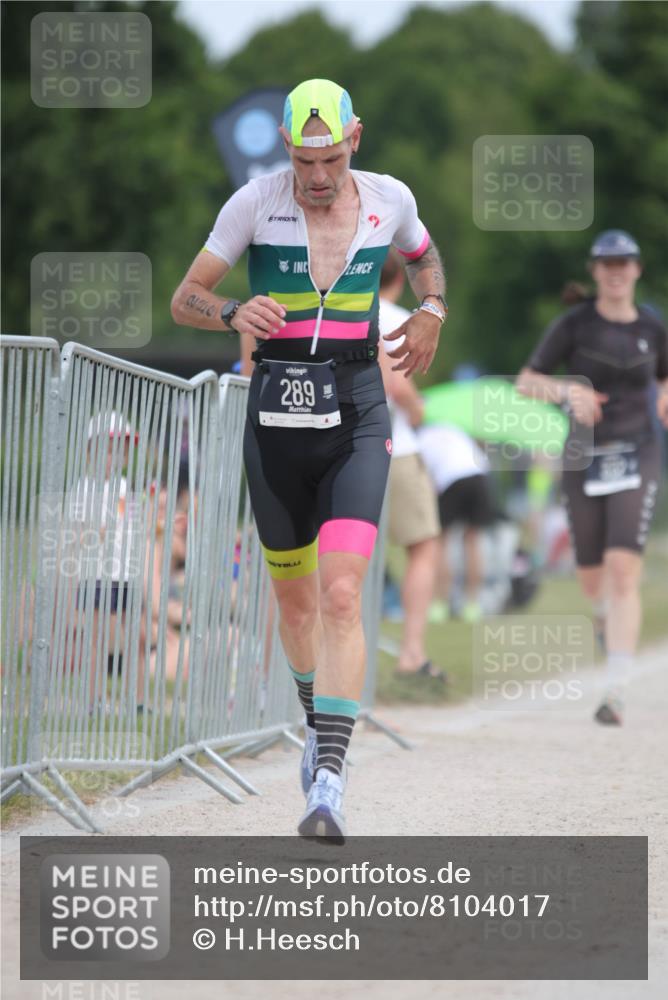 22.06.2025 - Viking Triathlon H.Heesch http://msf.ph/oto/8104017 22.06.2025 13:23:16 Laufen 289, 332, 609 meine-sportfotos.de
