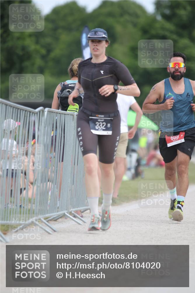 22.06.2025 - Viking Triathlon H.Heesch http://msf.ph/oto/8104020 22.06.2025 13:23:18 Laufen 289, 332, 609 meine-sportfotos.de