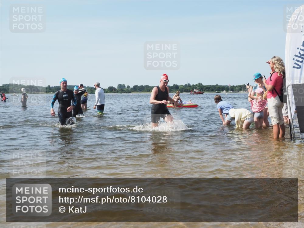 22.06.2025 - Viking Triathlon KatJ http://msf.ph/oto/8104028 22.06.2025 10:35:13 Schwimmen 139, 157, 204, 296, 365, 495, 508, 632, 660 meine-sportfotos.de