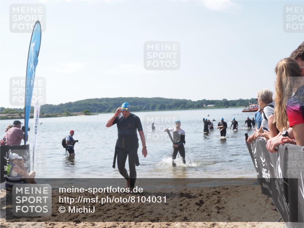 22.06.2025 - Viking Triathlon MichiJ http://msf.ph/oto/8104031 22.06.2025 10:47:07 Schwimmen 36, 51, 74, 378, 421 meine-sportfotos.de