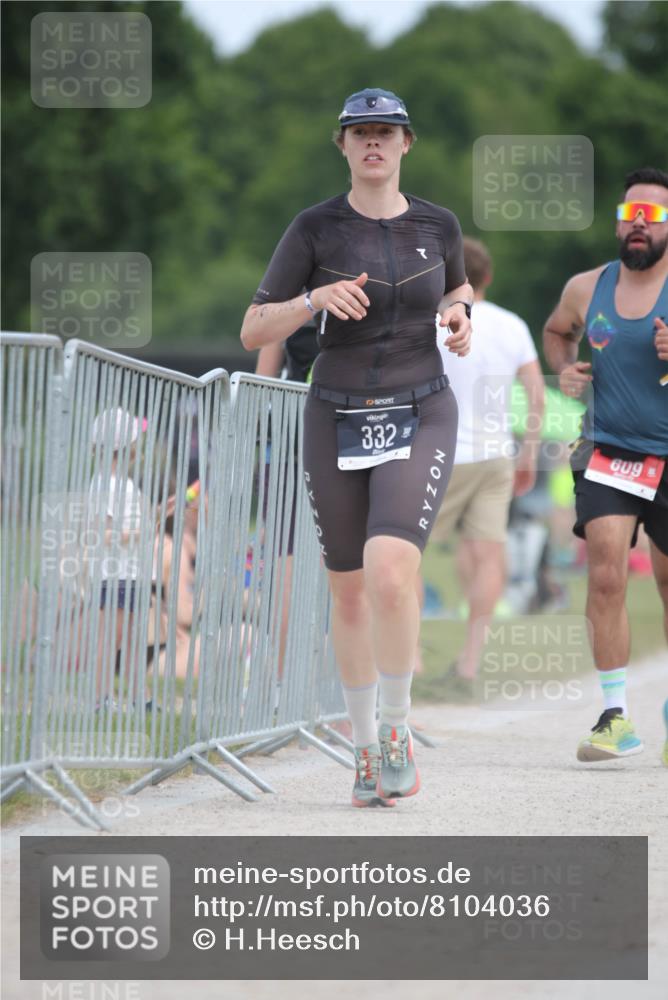 22.06.2025 - Viking Triathlon H.Heesch http://msf.ph/oto/8104036 22.06.2025 13:23:18 Laufen 289, 332, 609 meine-sportfotos.de