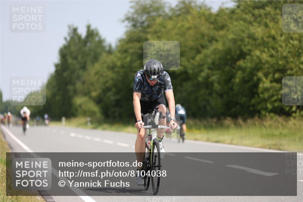 22.06.2025 - Viking Triathlon Yannick Fuchs http://msf.ph/oto/8104038 22.06.2025 12:07:23 Radfahren 3, 21, 469 meine-sportfotos.de