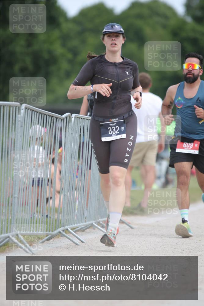 22.06.2025 - Viking Triathlon H.Heesch http://msf.ph/oto/8104042 22.06.2025 13:23:18 Laufen 289, 332, 609 meine-sportfotos.de