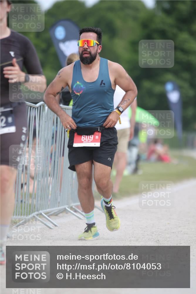 22.06.2025 - Viking Triathlon H.Heesch http://msf.ph/oto/8104053 22.06.2025 13:23:20 Laufen 289, 332, 609 meine-sportfotos.de