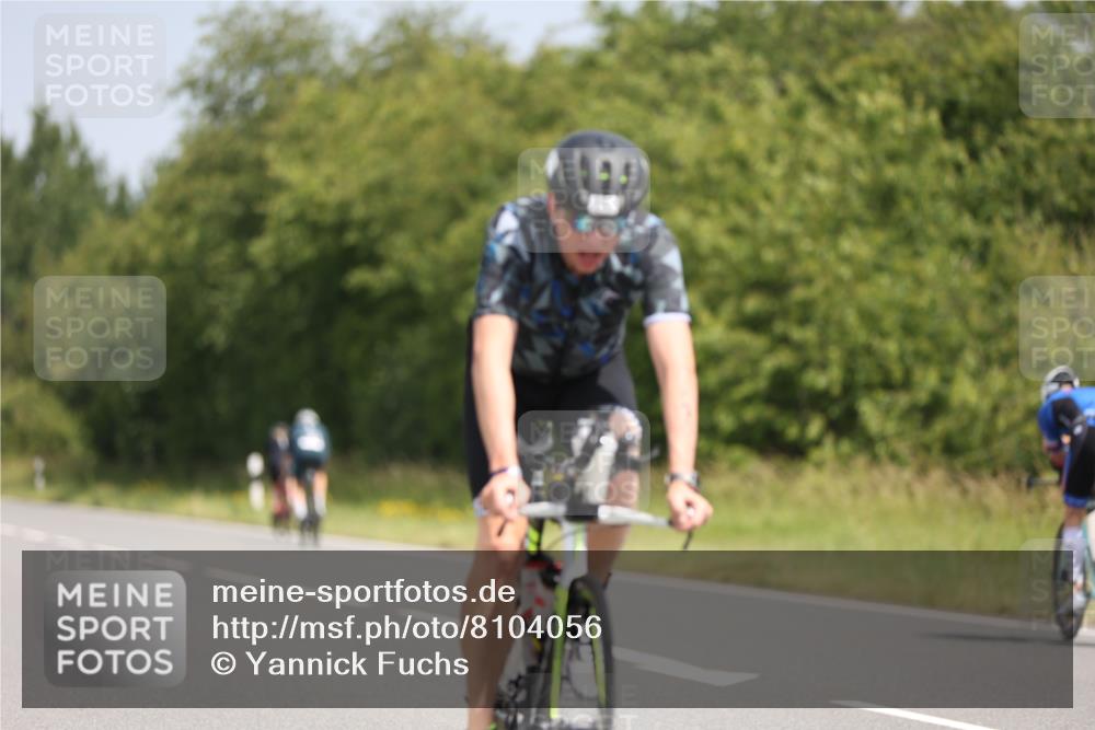 22.06.2025 - Viking Triathlon Yannick Fuchs http://msf.ph/oto/8104056 22.06.2025 12:07:23 Radfahren 3, 21, 469 meine-sportfotos.de