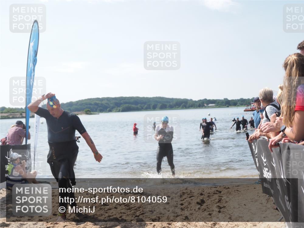 22.06.2025 - Viking Triathlon MichiJ http://msf.ph/oto/8104059 22.06.2025 10:47:09 Schwimmen 36, 51, 74, 378, 421 meine-sportfotos.de