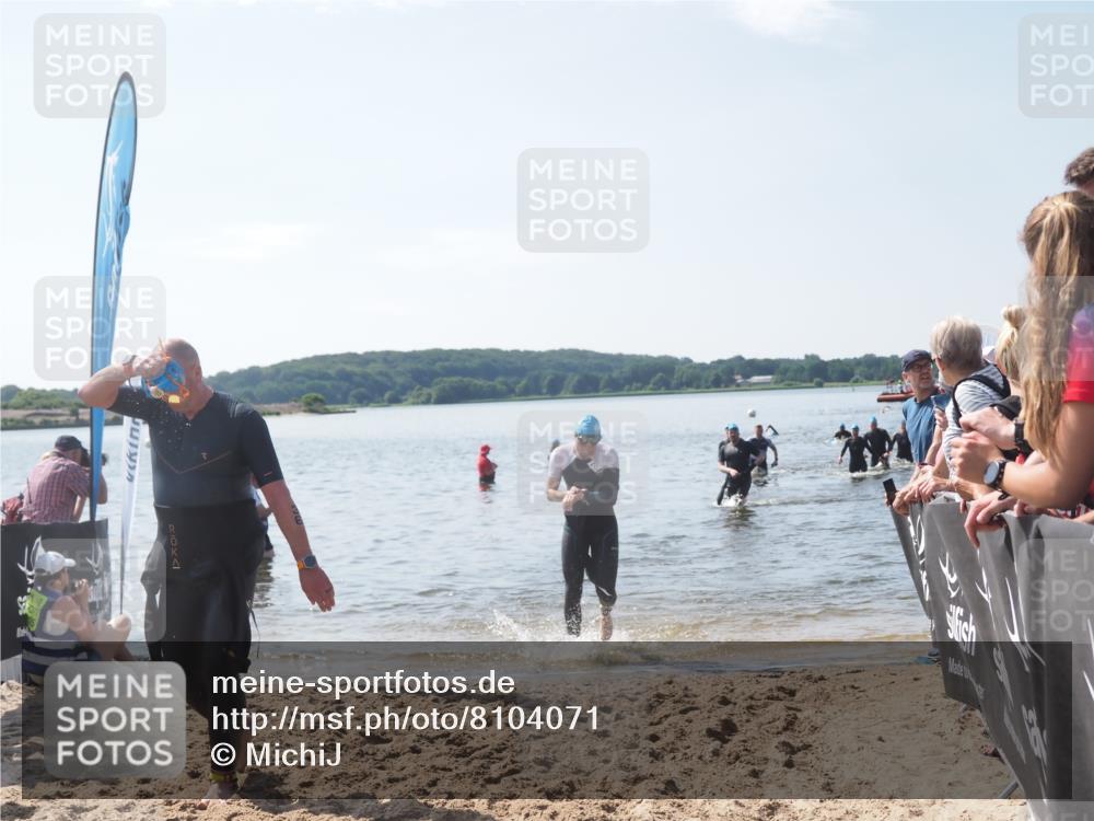 22.06.2025 - Viking Triathlon MichiJ http://msf.ph/oto/8104071 22.06.2025 10:47:09 Schwimmen 36, 51, 74, 378, 421 meine-sportfotos.de