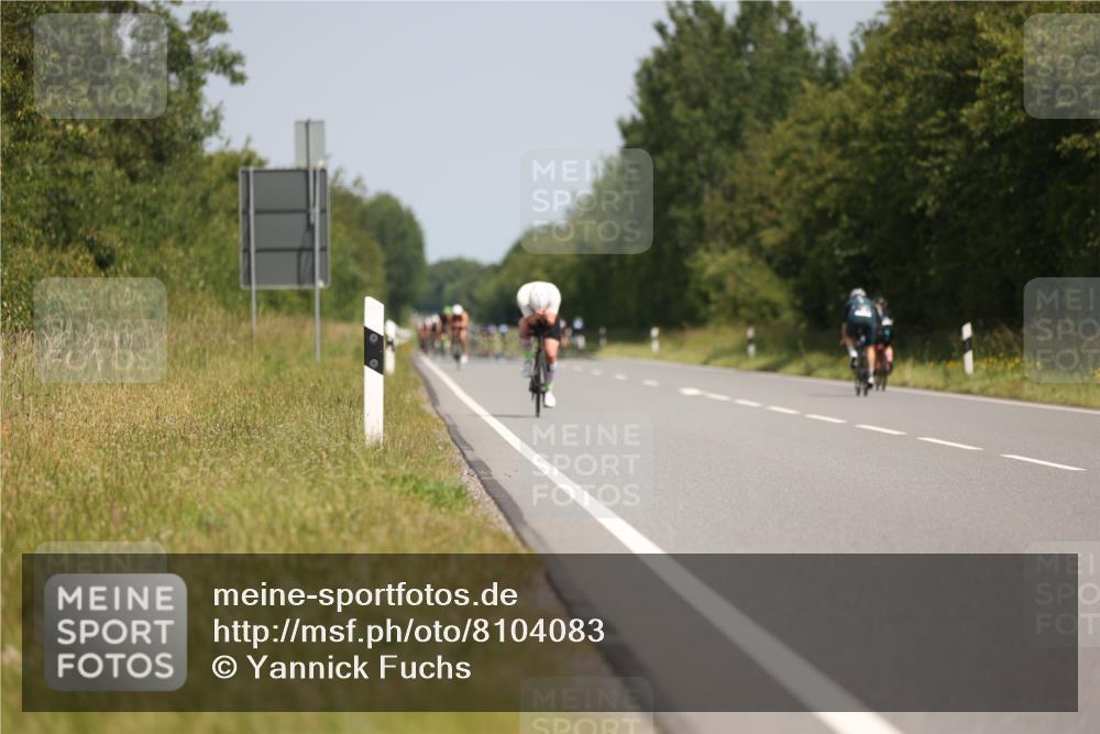 22.06.2025 - Viking Triathlon Yannick Fuchs http://msf.ph/oto/8104083 22.06.2025 12:07:25 Radfahren 21, 469 meine-sportfotos.de