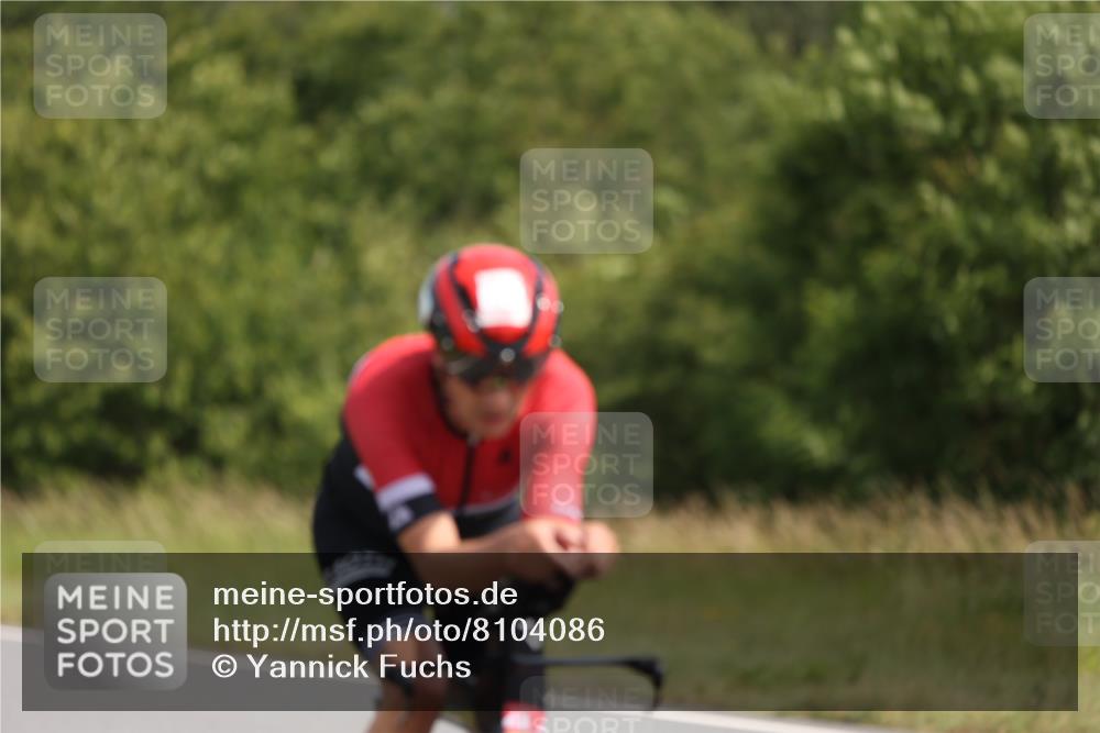 22.06.2025 - Viking Triathlon Yannick Fuchs http://msf.ph/oto/8104086 22.06.2025 11:27:41 Radfahren 235, 397 meine-sportfotos.de