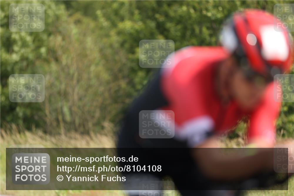 22.06.2025 - Viking Triathlon Yannick Fuchs http://msf.ph/oto/8104108 22.06.2025 11:27:42 Radfahren 235, 397 meine-sportfotos.de