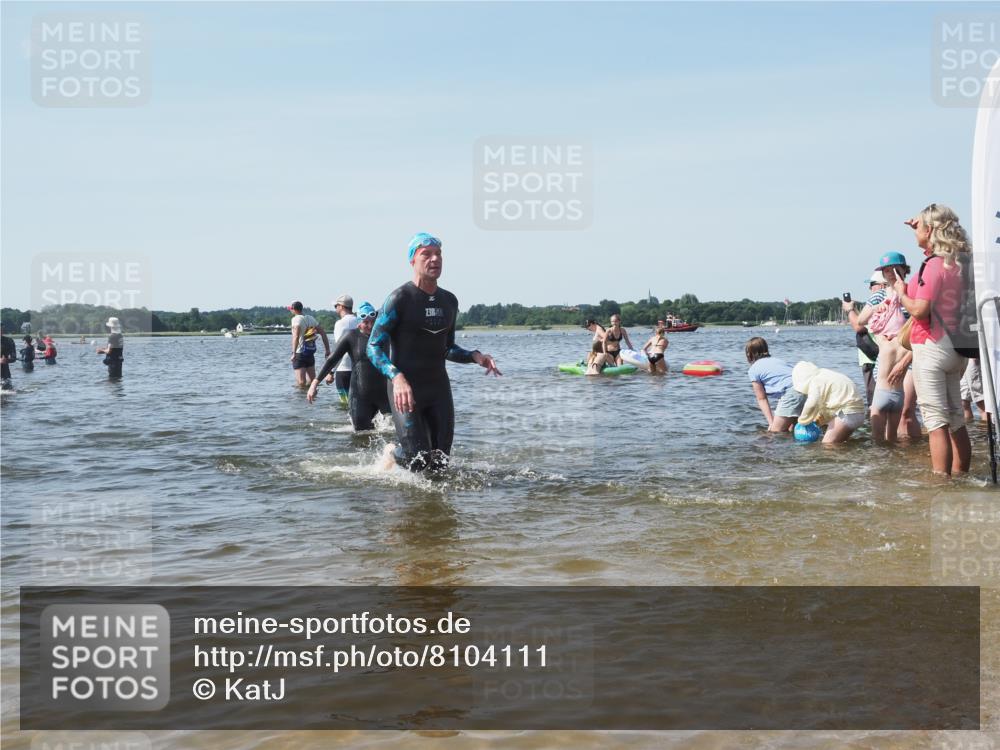 22.06.2025 - Viking Triathlon KatJ http://msf.ph/oto/8104111 22.06.2025 10:35:15 Schwimmen 139, 157, 204, 296, 365, 508, 632, 660 meine-sportfotos.de