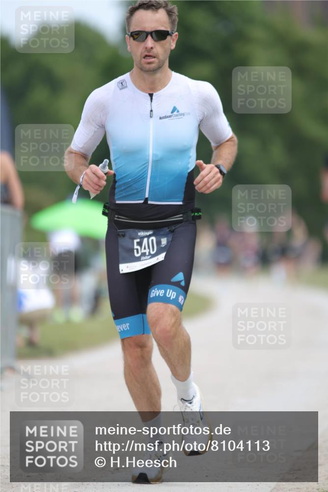 22.06.2025 - Viking Triathlon H.Heesch http://msf.ph/oto/8104113 22.06.2025 13:23:31 Laufen 188, 500, 540 meine-sportfotos.de