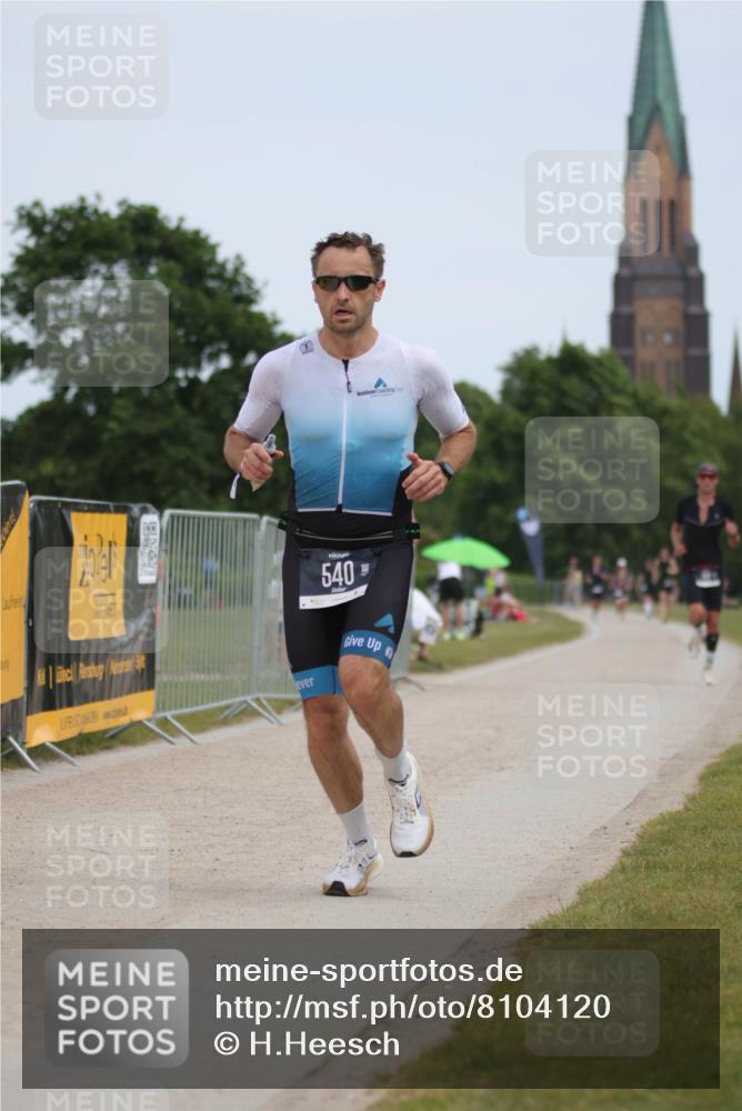 22.06.2025 - Viking Triathlon H.Heesch http://msf.ph/oto/8104120 22.06.2025 13:23:32 Laufen 188, 500, 540 meine-sportfotos.de
