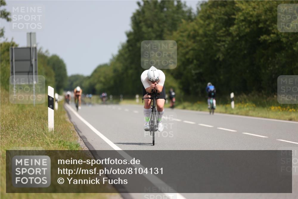 22.06.2025 - Viking Triathlon Yannick Fuchs http://msf.ph/oto/8104131 22.06.2025 12:07:28 Radfahren 21, 382, 469 meine-sportfotos.de