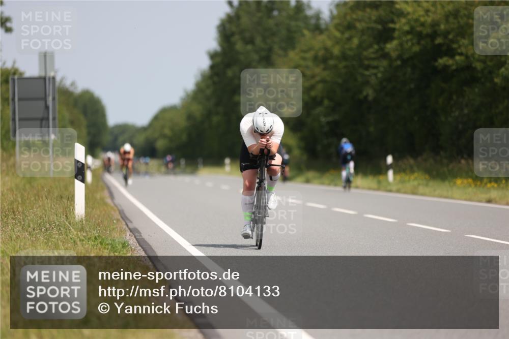 22.06.2025 - Viking Triathlon Yannick Fuchs http://msf.ph/oto/8104133 22.06.2025 12:07:28 Radfahren 21, 382, 469 meine-sportfotos.de