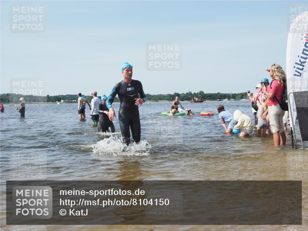 22.06.2025 - Viking Triathlon KatJ http://msf.ph/oto/8104150 22.06.2025 10:35:16 Schwimmen 139, 157, 204, 296, 320, 365, 395, 508, 632, 660 meine-sportfotos.de