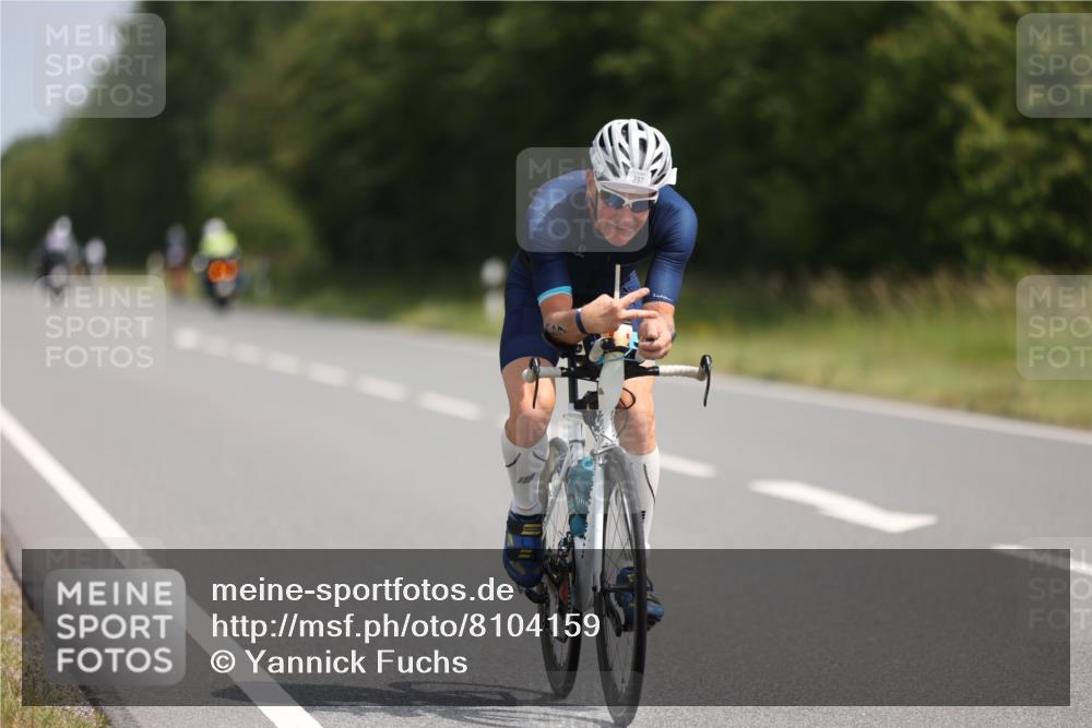 22.06.2025 - Viking Triathlon Yannick Fuchs http://msf.ph/oto/8104159 22.06.2025 11:27:47 Radfahren 222, 397, 513 meine-sportfotos.de