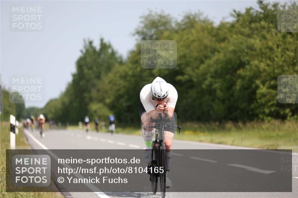 22.06.2025 - Viking Triathlon Yannick Fuchs http://msf.ph/oto/8104165 22.06.2025 12:07:29 Radfahren 21, 382 meine-sportfotos.de