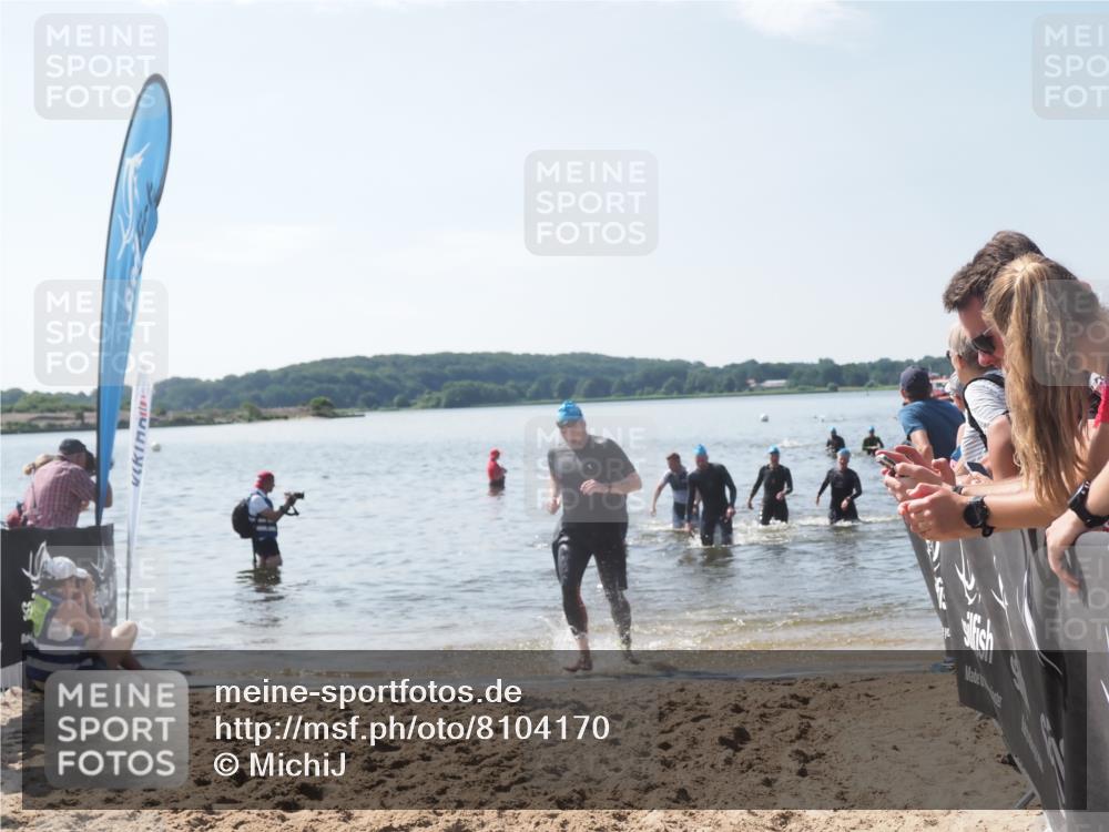 22.06.2025 - Viking Triathlon MichiJ http://msf.ph/oto/8104170 22.06.2025 10:47:20 Schwimmen 51, 74, 76, 267, 421, 547 meine-sportfotos.de