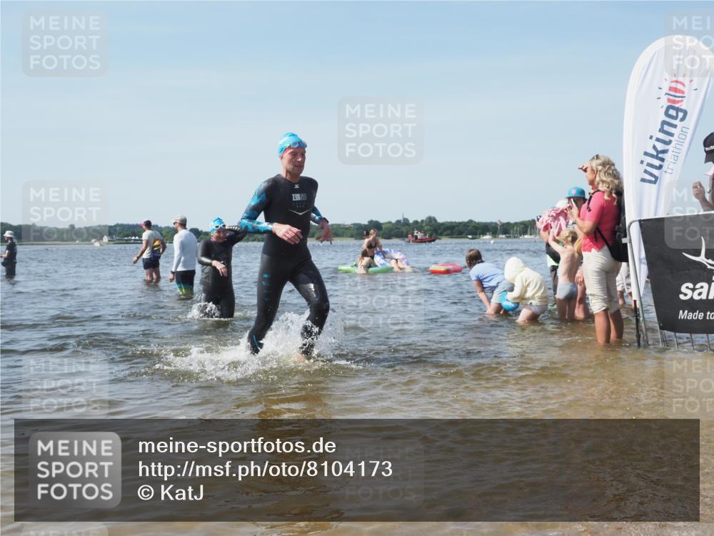 22.06.2025 - Viking Triathlon KatJ http://msf.ph/oto/8104173 22.06.2025 10:35:16 Schwimmen 139, 157, 204, 296, 320, 365, 395, 508, 632, 660 meine-sportfotos.de