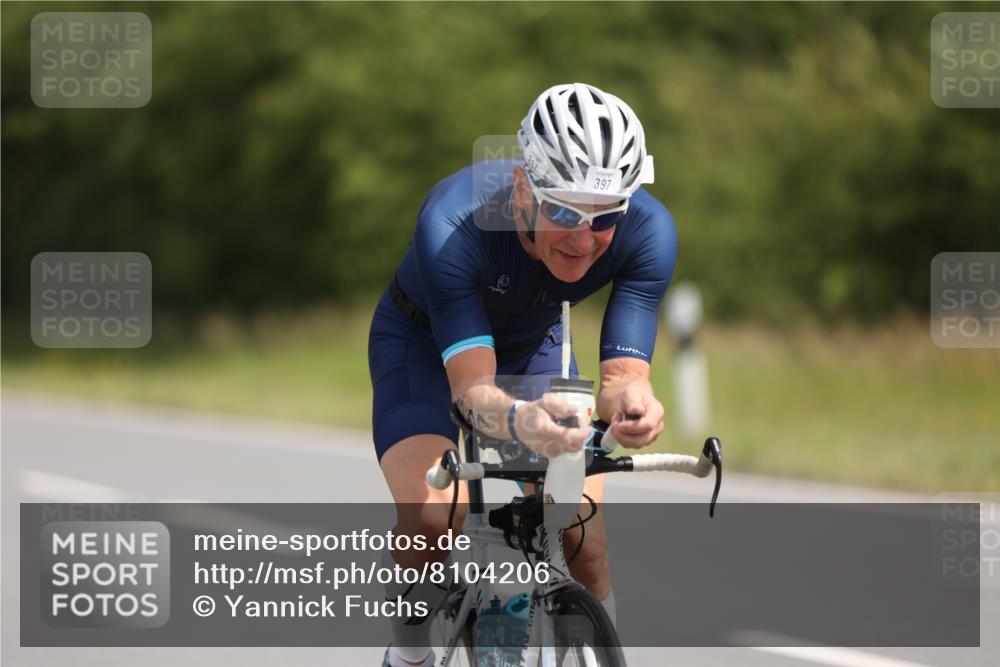 22.06.2025 - Viking Triathlon Yannick Fuchs http://msf.ph/oto/8104206 22.06.2025 11:27:48 Radfahren 222, 397, 513 meine-sportfotos.de