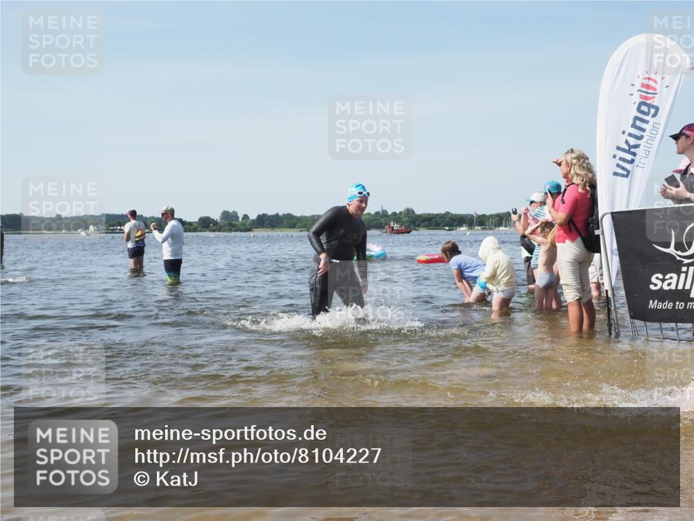 22.06.2025 - Viking Triathlon KatJ http://msf.ph/oto/8104227 22.06.2025 10:35:18 Schwimmen 107, 139, 157, 204, 296, 320, 365, 395, 482, 508, 632 meine-sportfotos.de