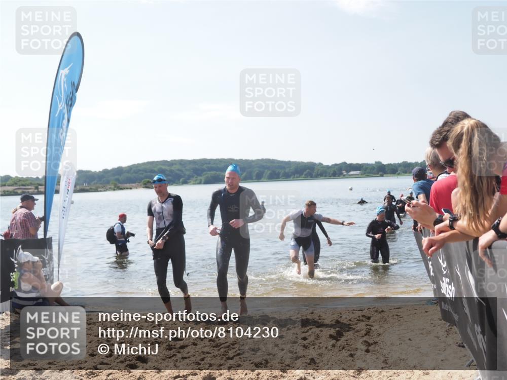 22.06.2025 - Viking Triathlon MichiJ http://msf.ph/oto/8104230 22.06.2025 10:47:27 Schwimmen 23, 74, 76, 183, 267, 421, 547 meine-sportfotos.de