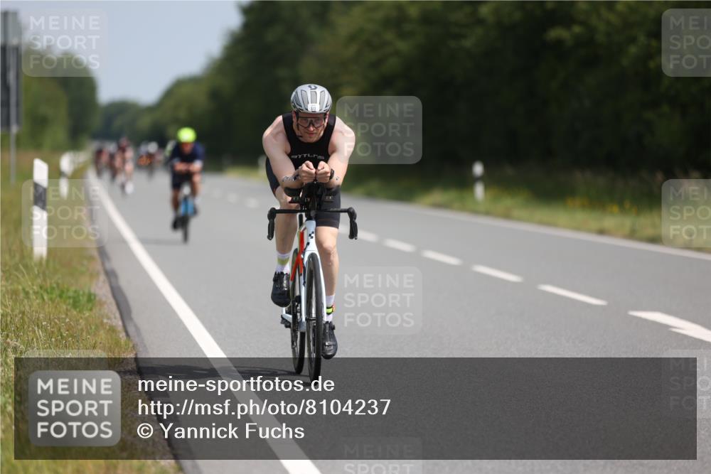 22.06.2025 - Viking Triathlon Yannick Fuchs http://msf.ph/oto/8104237 22.06.2025 11:27:56 Radfahren 86, 180, 222, 513 meine-sportfotos.de