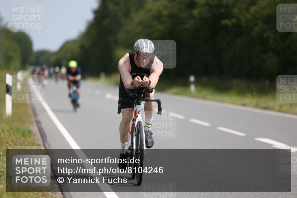 22.06.2025 - Viking Triathlon Yannick Fuchs http://msf.ph/oto/8104246 22.06.2025 11:27:57 Radfahren 86, 180, 222, 513, 639 meine-sportfotos.de