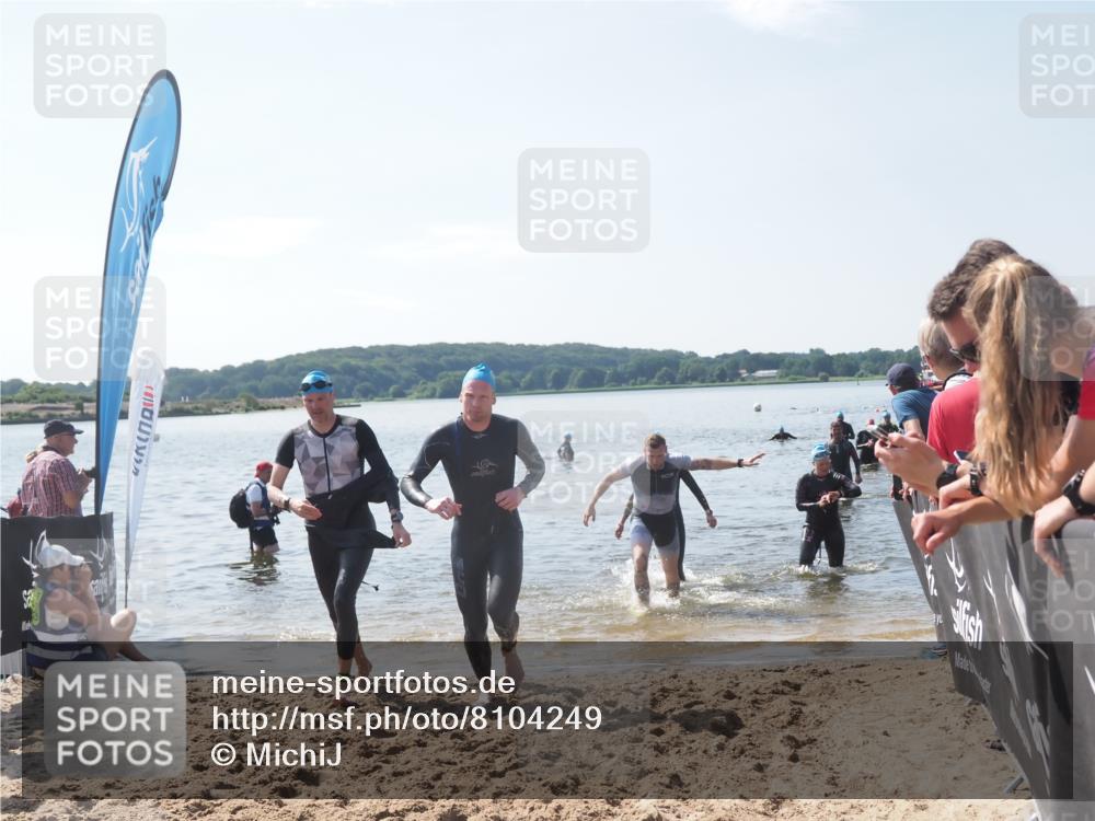 22.06.2025 - Viking Triathlon MichiJ http://msf.ph/oto/8104249 22.06.2025 10:47:27 Schwimmen 23, 74, 76, 183, 267, 421, 547 meine-sportfotos.de