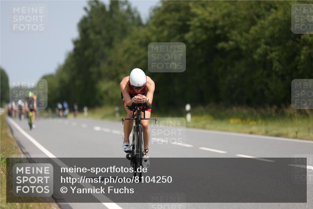 22.06.2025 - Viking Triathlon Yannick Fuchs http://msf.ph/oto/8104250 22.06.2025 12:07:36 Radfahren 11, 33, 179, 382, 420 meine-sportfotos.de