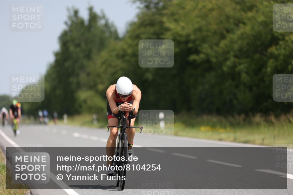 22.06.2025 - Viking Triathlon Yannick Fuchs http://msf.ph/oto/8104254 22.06.2025 12:07:36 Radfahren 11, 33, 179, 382, 420 meine-sportfotos.de
