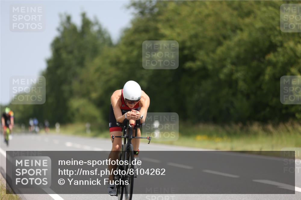 22.06.2025 - Viking Triathlon Yannick Fuchs http://msf.ph/oto/8104262 22.06.2025 12:07:36 Radfahren 11, 33, 179, 382, 420 meine-sportfotos.de
