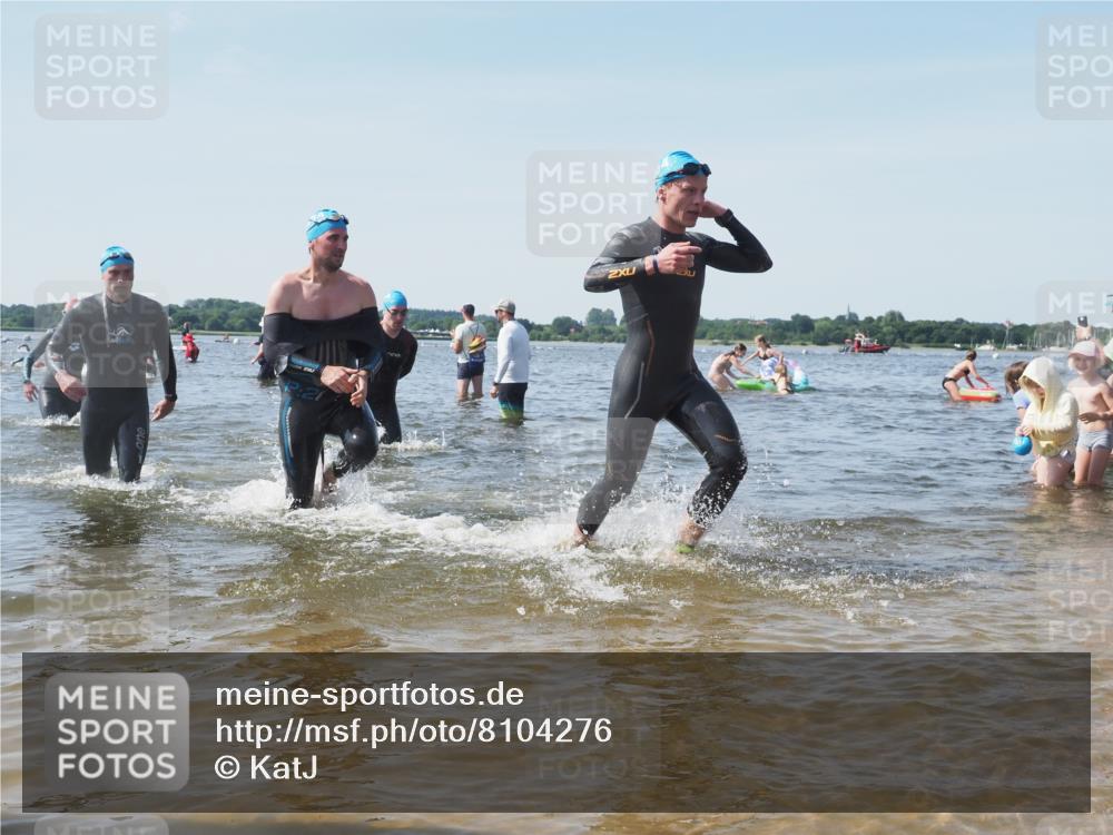 22.06.2025 - Viking Triathlon KatJ http://msf.ph/oto/8104276 22.06.2025 10:35:23 Schwimmen 107, 127, 204, 296, 320, 365, 395, 482, 508, 632 meine-sportfotos.de