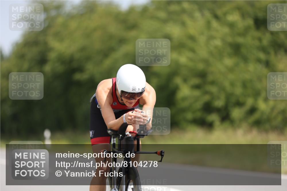 22.06.2025 - Viking Triathlon Yannick Fuchs http://msf.ph/oto/8104278 22.06.2025 12:07:37 Radfahren 11, 33, 97, 179, 382, 420 meine-sportfotos.de