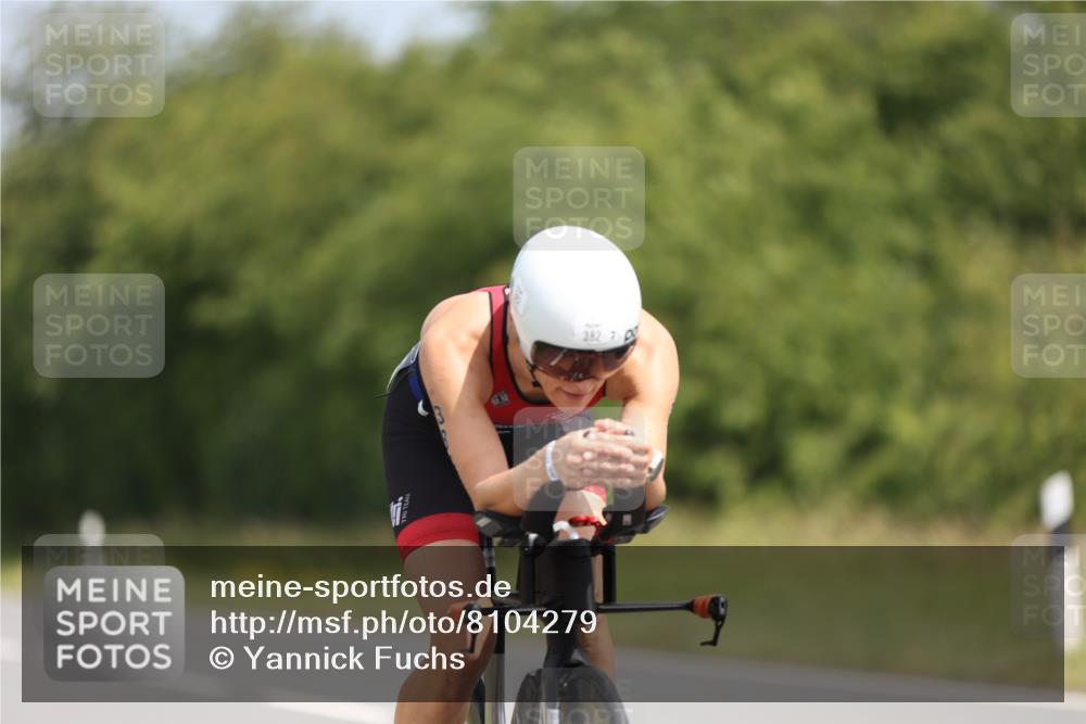 22.06.2025 - Viking Triathlon Yannick Fuchs http://msf.ph/oto/8104279 22.06.2025 12:07:37 Radfahren 11, 33, 97, 179, 382, 420 meine-sportfotos.de