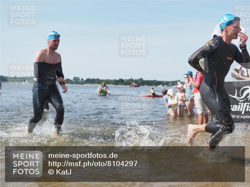 22.06.2025 - Viking Triathlon KatJ http://msf.ph/oto/8104297 22.06.2025 10:35:24 Schwimmen 107, 127, 204, 296, 320, 365, 395, 482, 508, 632 meine-sportfotos.de