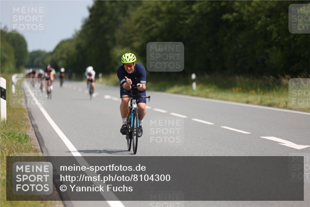 22.06.2025 - Viking Triathlon Yannick Fuchs http://msf.ph/oto/8104300 22.06.2025 11:27:59 Radfahren 86, 180, 222, 454, 513, 639 meine-sportfotos.de
