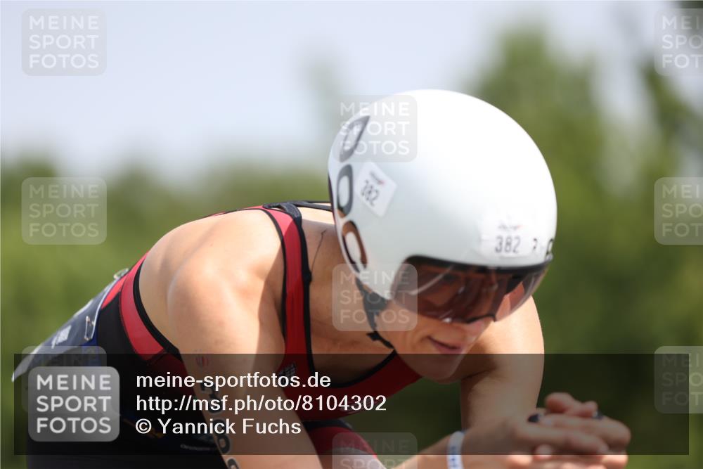 22.06.2025 - Viking Triathlon Yannick Fuchs http://msf.ph/oto/8104302 22.06.2025 12:07:38 Radfahren 11, 33, 97, 179, 382, 420, 556 meine-sportfotos.de