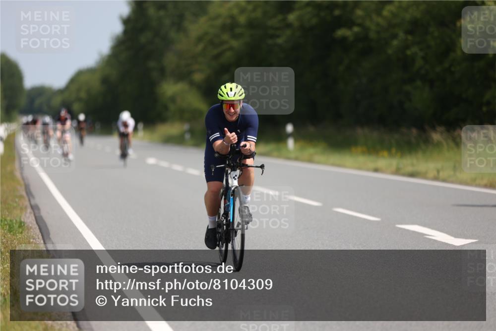 22.06.2025 - Viking Triathlon Yannick Fuchs http://msf.ph/oto/8104309 22.06.2025 11:27:59 Radfahren 86, 180, 222, 454, 513, 639 meine-sportfotos.de