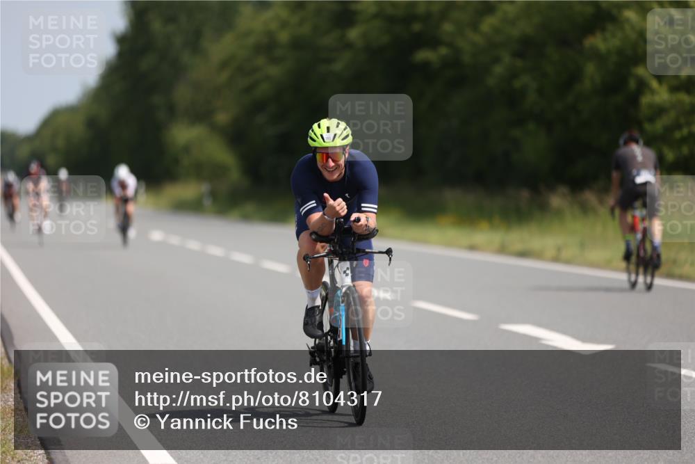 22.06.2025 - Viking Triathlon Yannick Fuchs http://msf.ph/oto/8104317 22.06.2025 11:28:00 Radfahren 86, 180, 454, 513, 639 meine-sportfotos.de