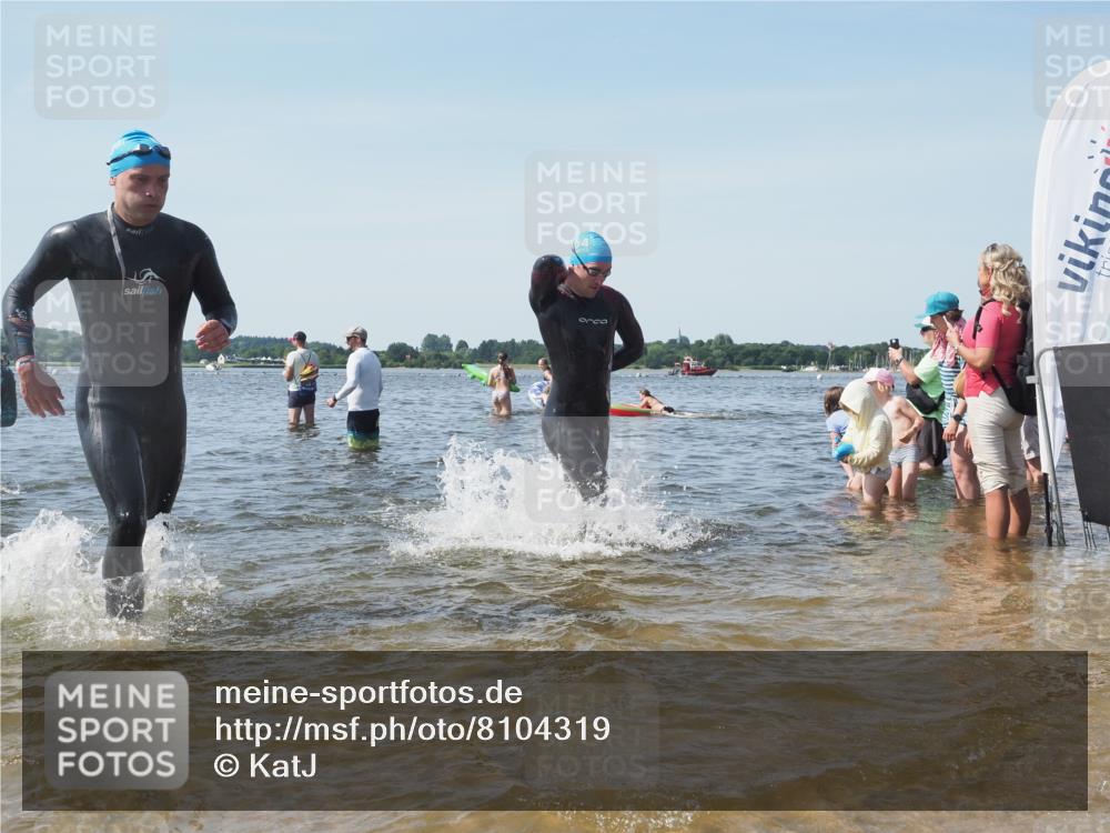 22.06.2025 - Viking Triathlon KatJ http://msf.ph/oto/8104319 22.06.2025 10:35:26 Schwimmen 107, 127, 134, 204, 296, 320, 365, 395, 415, 482, 508, 602, 632 meine-sportfotos.de