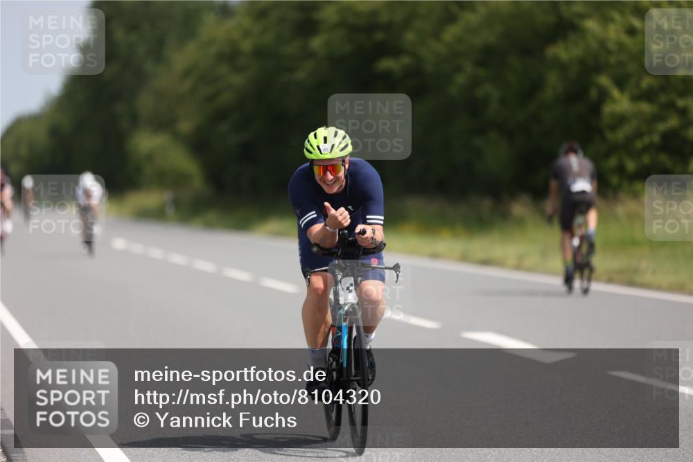22.06.2025 - Viking Triathlon Yannick Fuchs http://msf.ph/oto/8104320 22.06.2025 11:28:00 Radfahren 86, 180, 454, 513, 639 meine-sportfotos.de