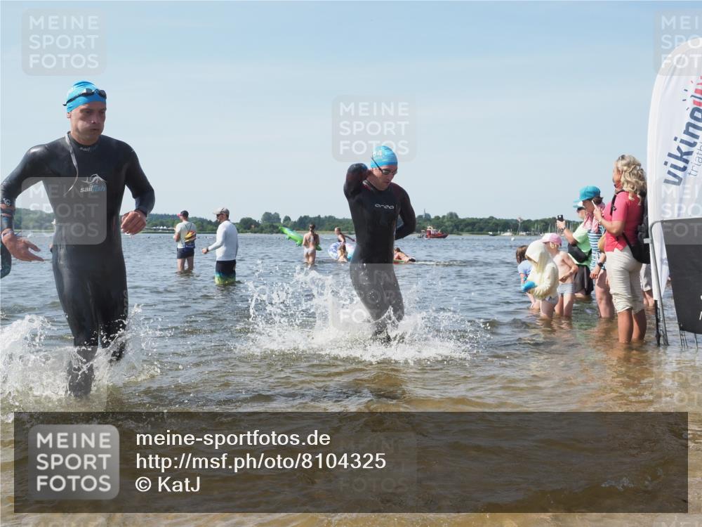 22.06.2025 - Viking Triathlon KatJ http://msf.ph/oto/8104325 22.06.2025 10:35:26 Schwimmen 107, 127, 134, 204, 296, 320, 365, 395, 415, 482, 508, 602, 632 meine-sportfotos.de