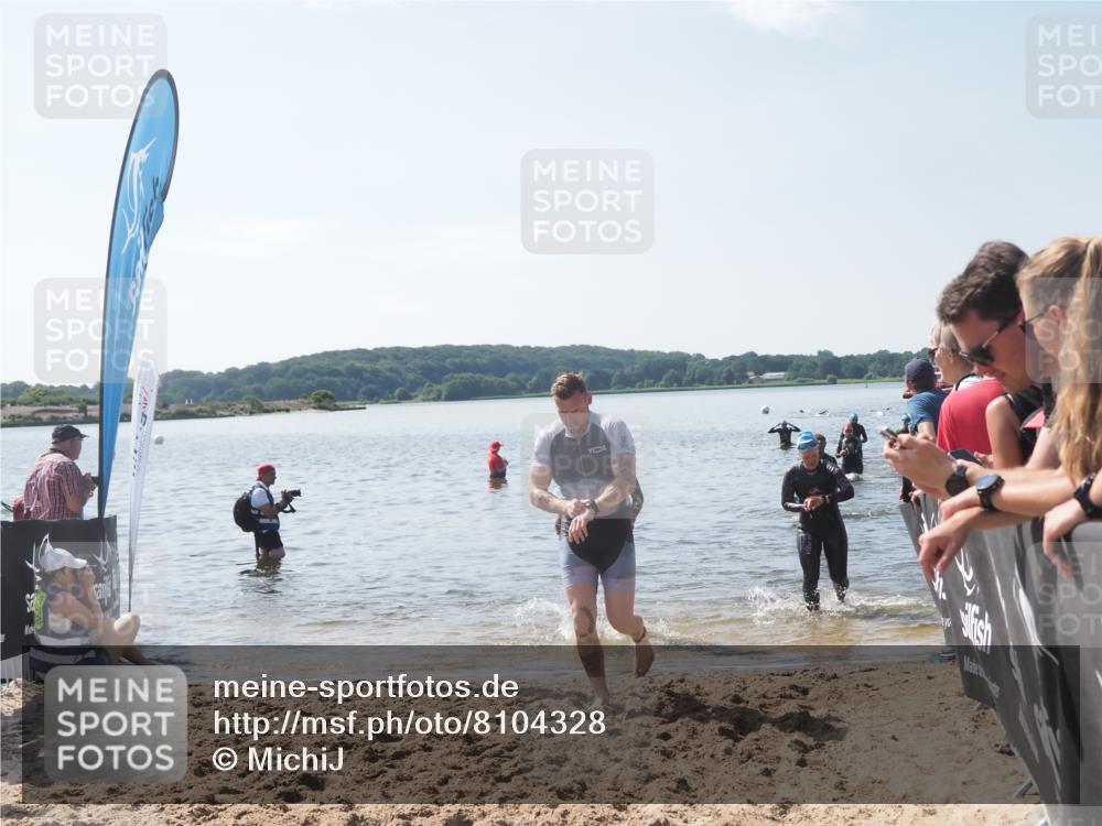22.06.2025 - Viking Triathlon MichiJ http://msf.ph/oto/8104328 22.06.2025 10:47:29 Schwimmen 23, 76, 183, 267, 547, 606 meine-sportfotos.de