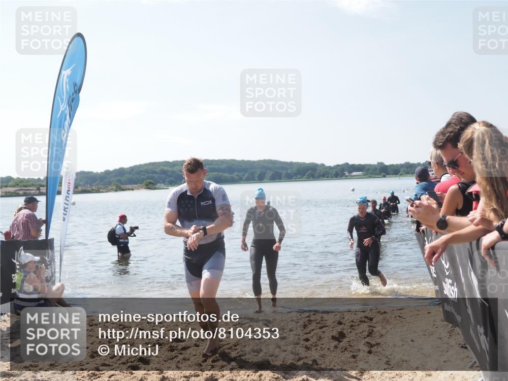22.06.2025 - Viking Triathlon MichiJ http://msf.ph/oto/8104353 22.06.2025 10:47:30 Schwimmen 23, 76, 183, 261, 267, 547, 606 meine-sportfotos.de