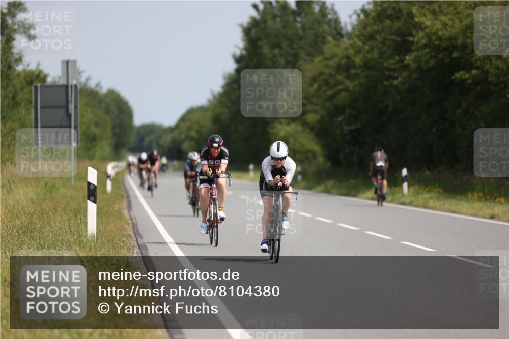 22.06.2025 - Viking Triathlon Yannick Fuchs http://msf.ph/oto/8104380 22.06.2025 11:28:04 Radfahren 86, 180, 266, 433, 454, 639 meine-sportfotos.de